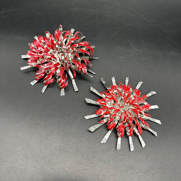 Vintage Atomic Starburst Christmas Ornaments Aluminum Handmade Set Of 2 Red - Picture 1 of 7